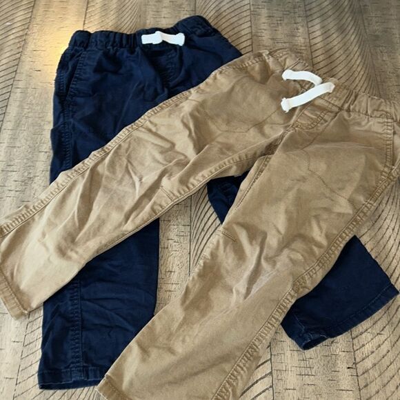 Back to School 🏫 2 Pair of Cotton Pants 👖 with 4 pockets each for gear ⚙️ - Picture 15 of 17